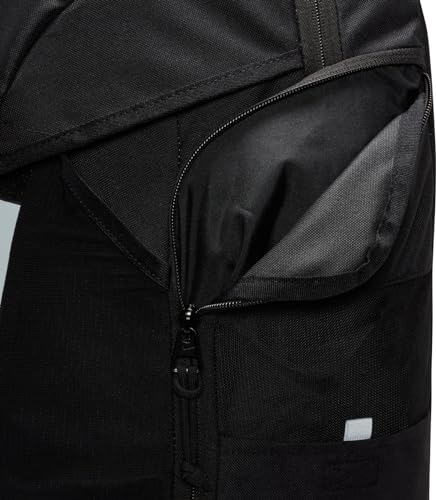 Sacs de sport mixtes Nike Academy Team en noir et blanc - Geekodrome: Boutique d'accessoires geek Sacs de sport mixtes Nike Academy Team en noir et blanc – Image 9