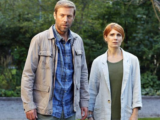 Distribution Meurtres à Sandhamn : tous les acteurs et personnages